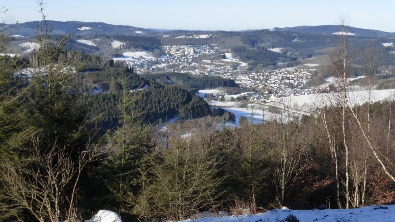 Ferienhaus Broche Hilchenbach エクステリア 写真